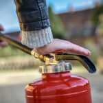 Feuerlöscher pumpen